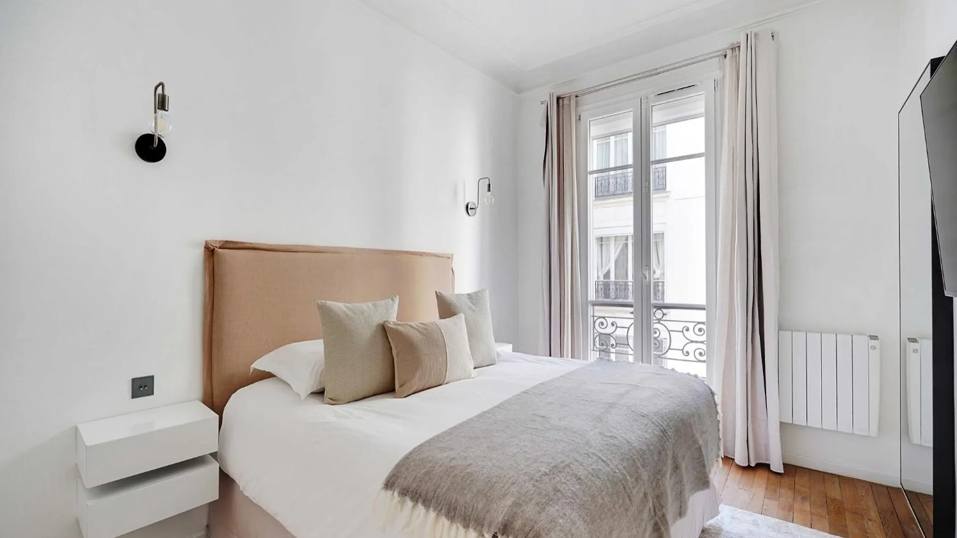 Apartment Beautiful Apt - 2Bd 4P - 16Eme Avenue Foch Paris France
